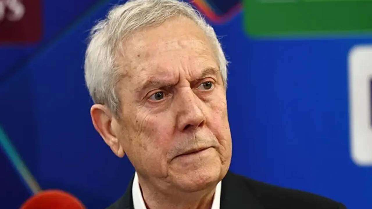 Fenerbahçe'de Aziz Yıldırım'dan sürpriz hamle: Yerli teknik adama telefon, Samandıra'da bizzat imzayı attıracak! 4